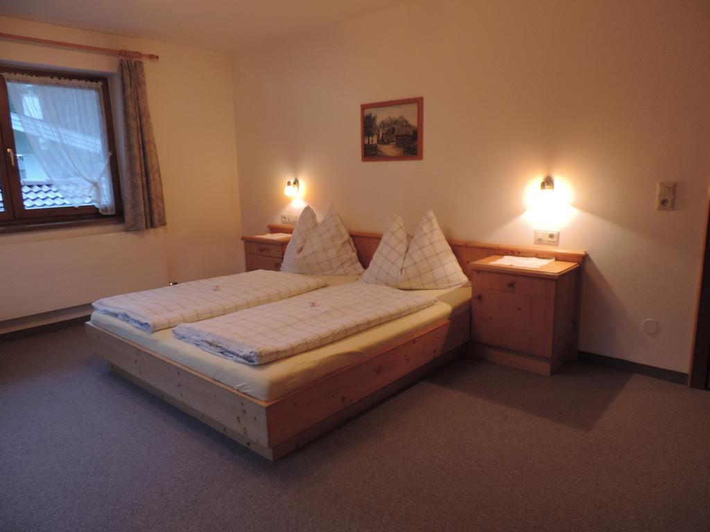 Ferienwohnung Johann Niedermoser Fieberbrunn Room photo